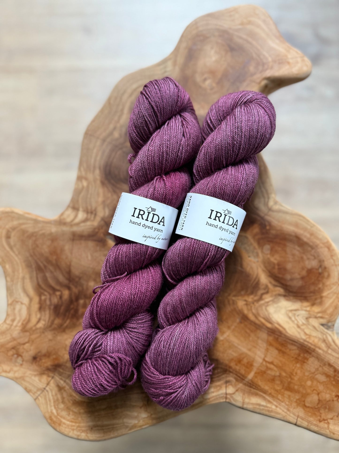 IRIDA Yak und Seide, 366m/100g (mehrere Farben)