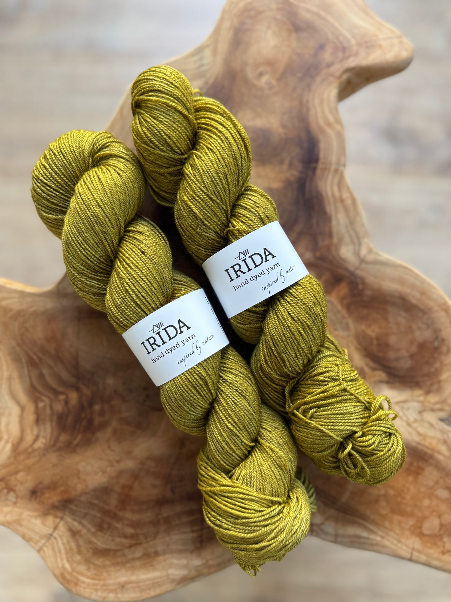 IRIDA Yak und Seide, 366m/100g (mehrere Farben)