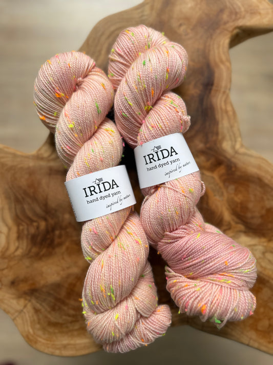 Merino & Neon Nep, 400m/100g (leuchtend bei UV-Licht)