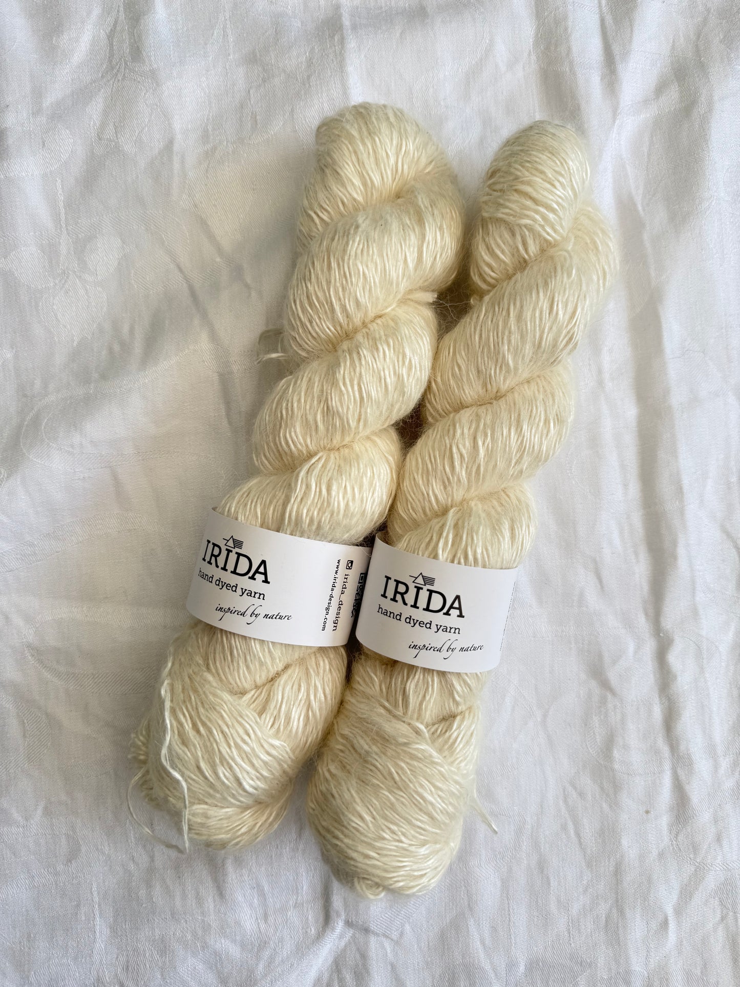 IRIDA-Baby Suri Fluff, 350m/100g (mehrere Farben)